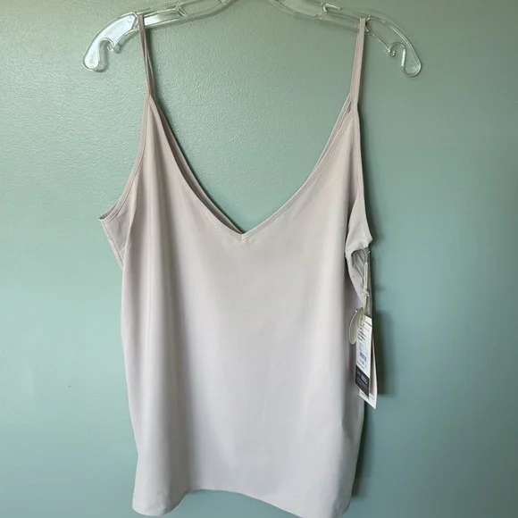 NWT Vuori Villa Cami in color Suede sz L - Picture 9 of 13